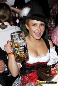 543d 13 203x300 Hayden Panettiere’s busty barmaid sideline Get more nipple slips at Nipple Slips org