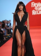 fd409 Naomi Campbell   Happy Diamonds Are A Girl’s Best Friend Party at Cannes (May 16, 2011) x4 Get more nipple slips at Nipple Slips org